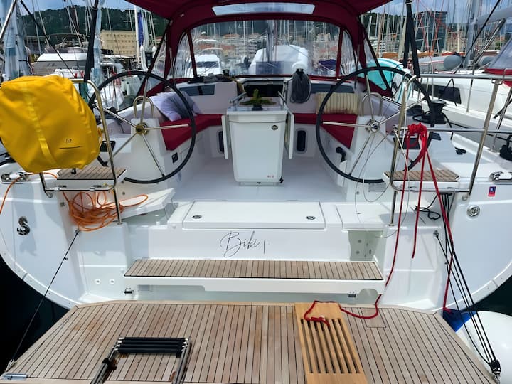 Voilier Beneteau Oceanis 40.1 (2023) pour Charter - Split | #17782 - 3