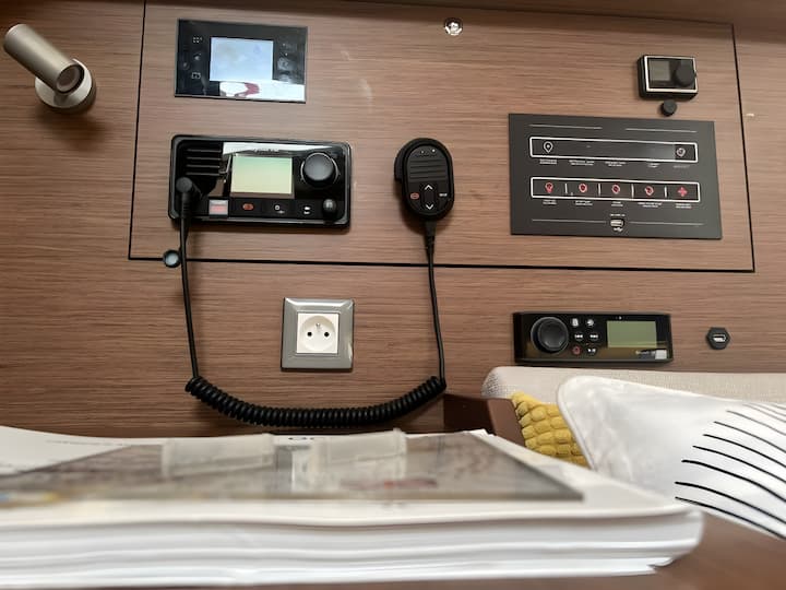 Voilier Beneteau Oceanis 40.1 (2023) pour Charter - Split | #17782 - 10