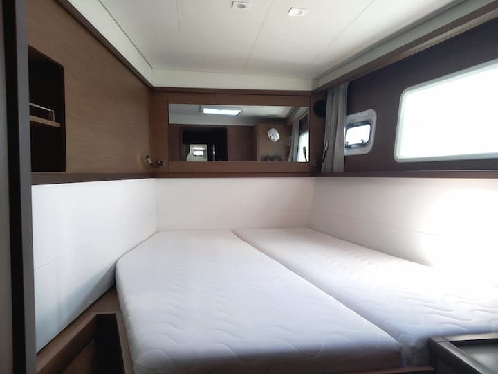 Catamaran Lagoon 450F (2020) for Charter - Athens | #17796 - 24