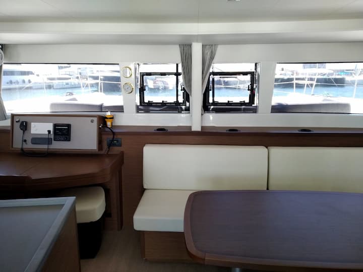 Catamaran Lagoon 450F (2020) for Charter - Athens | #17796 - 21