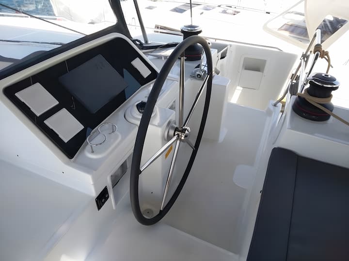 Catamaran Lagoon 450F (2020) for Charter - Athens | #17796 - 17