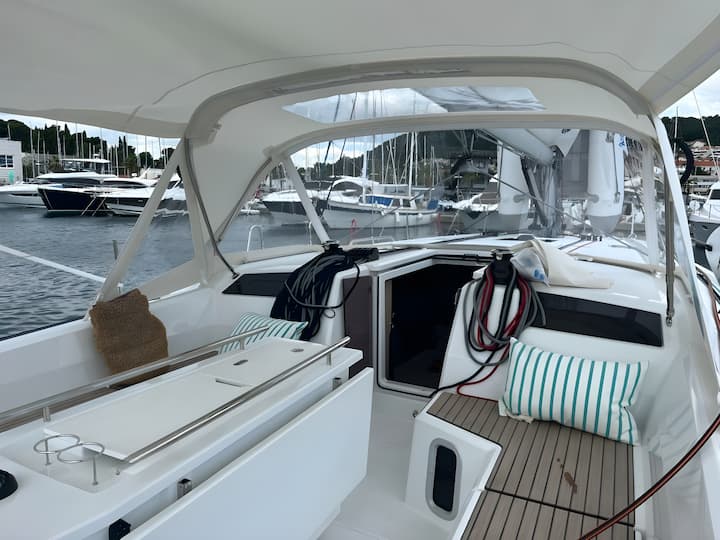 Voilier Beneteau Oceanis 40.1 (2023) pour Charter - Split | #17807 - 7