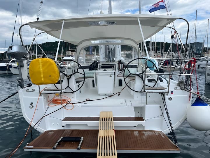 Voilier Beneteau Oceanis 40.1 (2023) pour Charter - Split | #17807 - 1