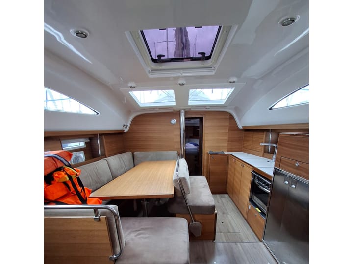  Zeilboot Elan  45 Impression (2021) voor Charter - Trogir | #17817 - 2