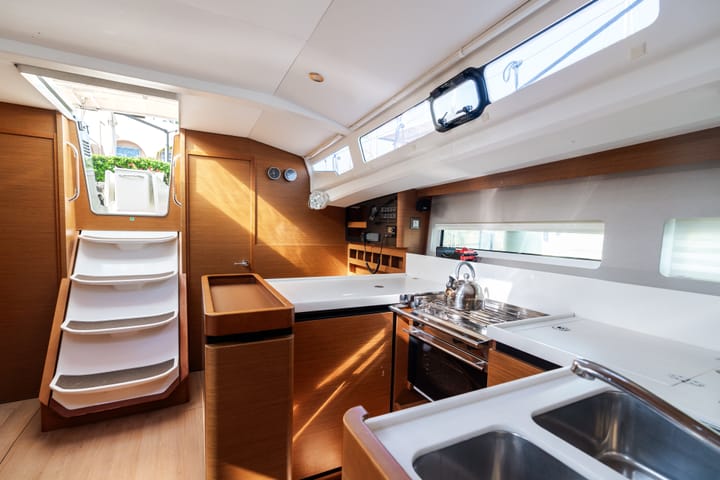 Sailboat Jeanneau Sun Odyssey 440 (2020) for Charter - Furnari | #17818 - 27