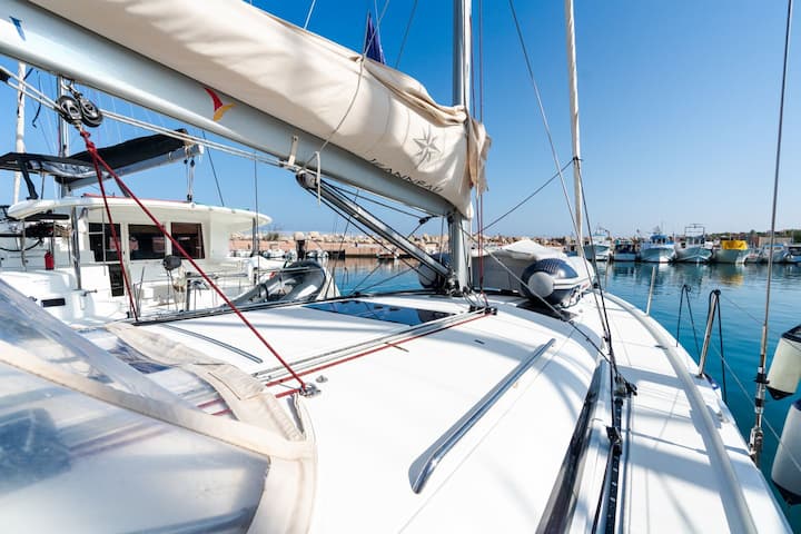 Sailboat Jeanneau Sun Odyssey 440 (2020) for Charter - Furnari | #17818 - 5