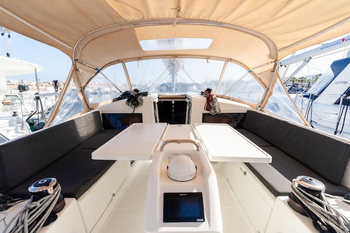 Sailboat Jeanneau Sun Odyssey 440 (2020) for Charter - Furnari | #17818 - 7