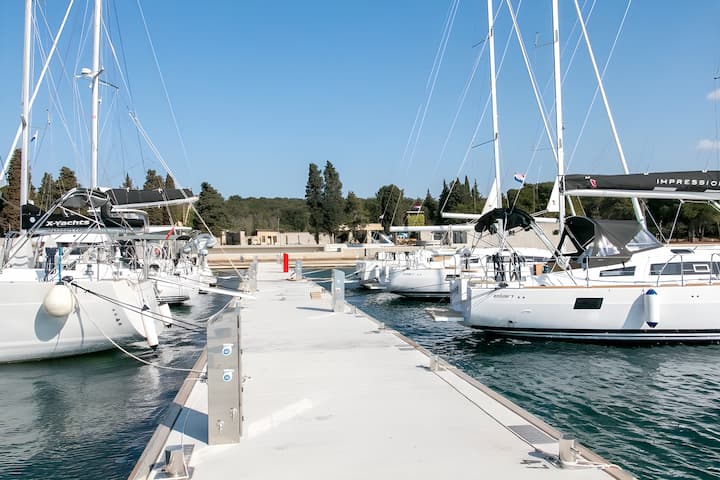 Elan 45.1 Impression Kiralık Yelkenli (2022) - Pula | #17843 - 19