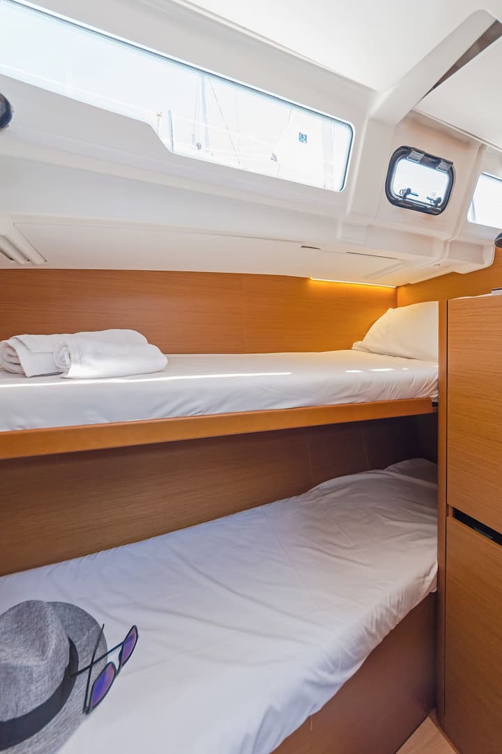 Jeanneau Sun Odyssey 490 Kiralık Yelkenli (2020) - Kos | #17846 - 19