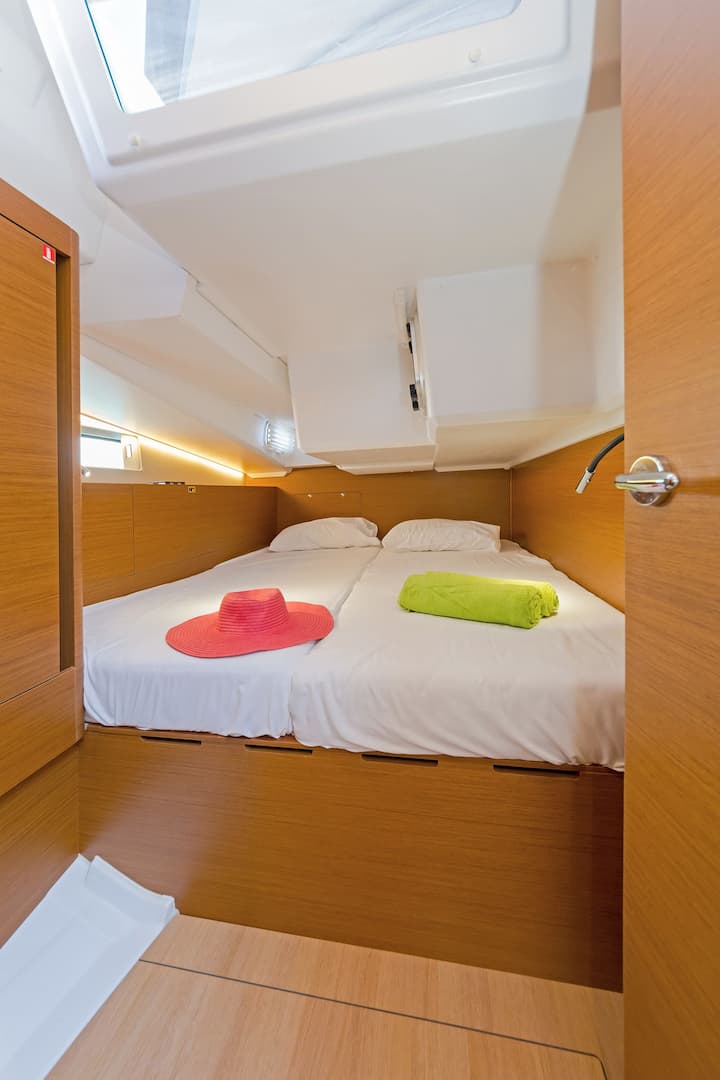 Jeanneau Sun Odyssey 490 Kiralık Yelkenli (2020) - Kos | #17846 - 20