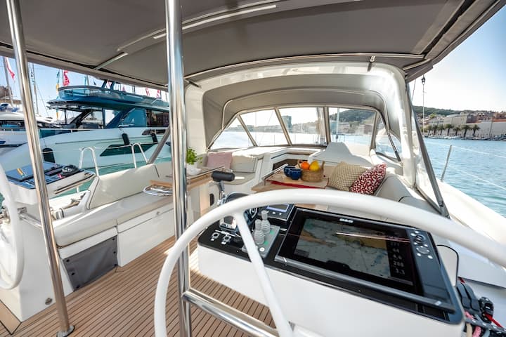 Voilier Beneteau Oceanis 54 (2022) pour Charter - Seget Donji | #17858 - 8