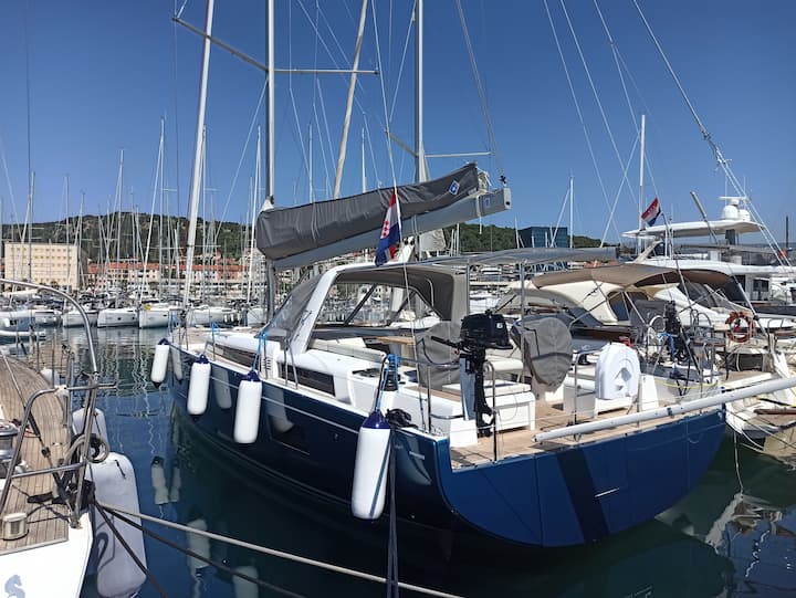 Voilier Beneteau Oceanis 54 (2022) pour Charter - Seget Donji | #17858 - 5
