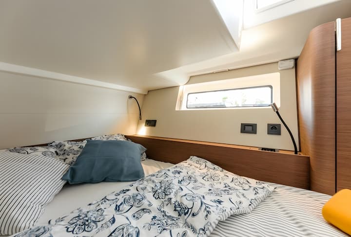 Voilier Beneteau Oceanis 54 (2022) pour Charter - Seget Donji | #17858 - 16