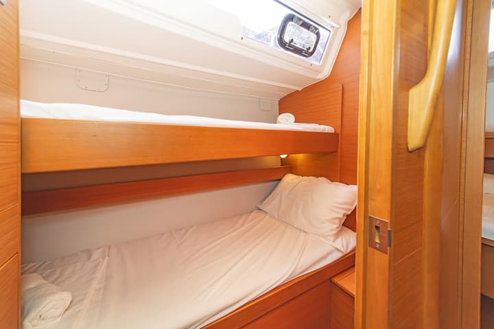 Voilier Dufour 430 (2022) pour Charter - Volos | #17904 - 18