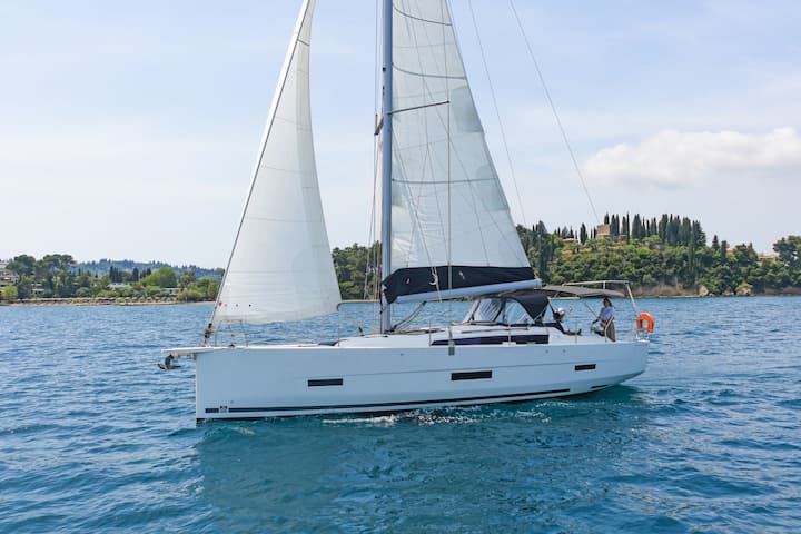 Voilier Dufour 430 (2022) pour Charter - Volos | #17904 - 3