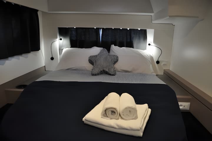 Catamaran Fountaine Pajot Astrea 42 (2020) for Charter - Athens | #17967 - 18