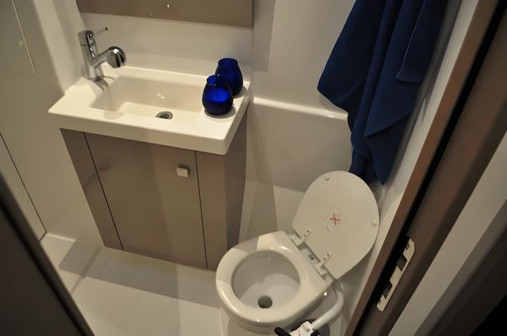 Catamaran Fountaine Pajot Astrea 42 (2020) for Charter - Athens | #17967 - 22