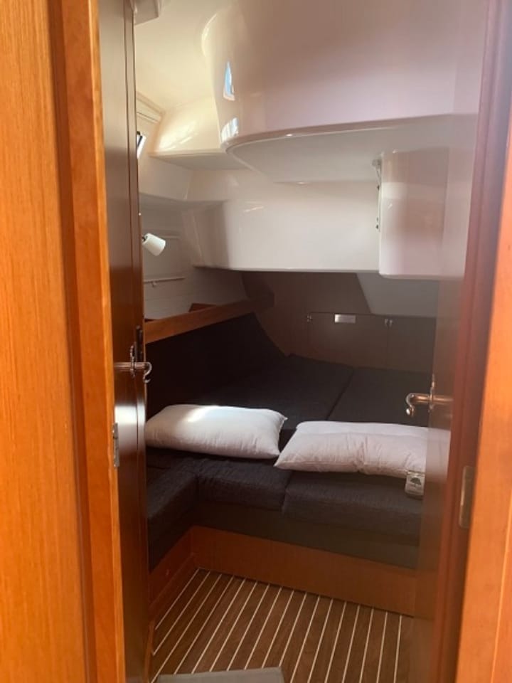 Skiathos 15.6 m Voor Charter Zeilboot - #18009 - 4