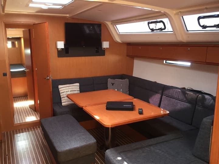 Skiathos 15.6 m Voor Charter Zeilboot - #18009 - 2