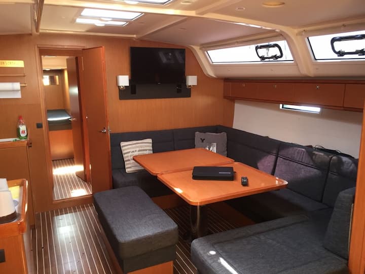 Skiathos 15.6 m Voor Charter Zeilboot - #18009 - 10