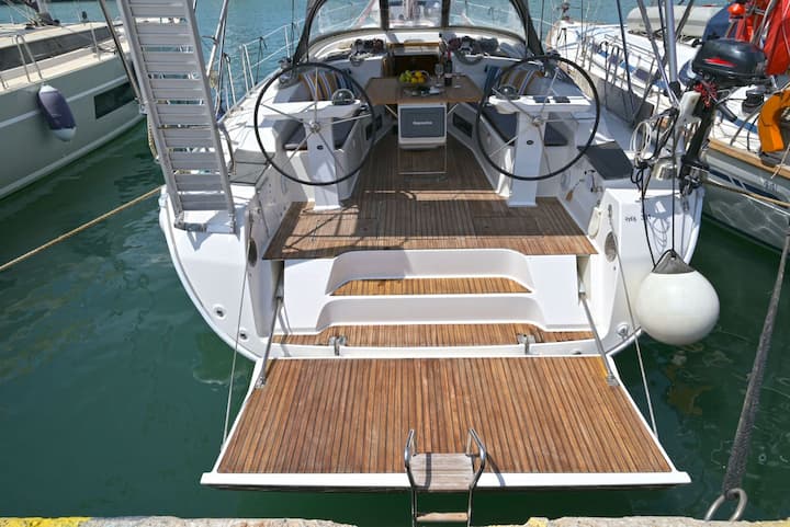 Sailboat Bavaria  45 Cruiser (2011) for Charter - Volos | #18069 - 27