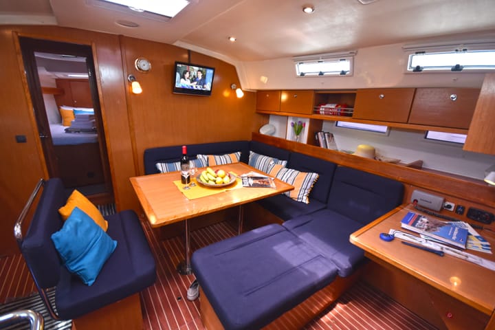 Sailboat Bavaria  45 Cruiser (2011) for Charter - Volos | #18069 - 15