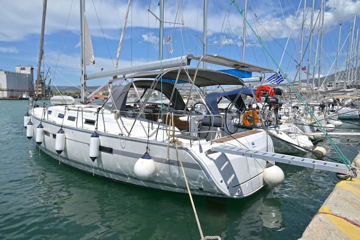 Sailboat Bavaria  45 Cruiser (2011) for Charter - Volos | #18069 - 20