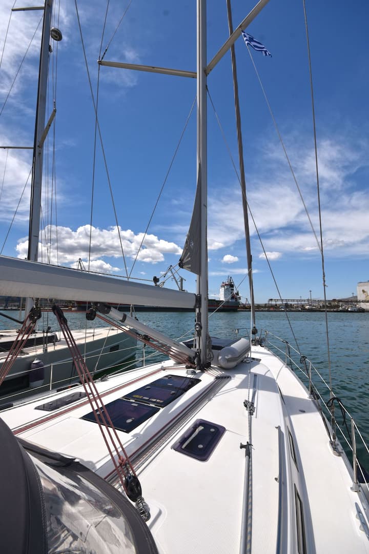 Sailboat Bavaria  45 Cruiser (2011) for Charter - Volos | #18069 - 12