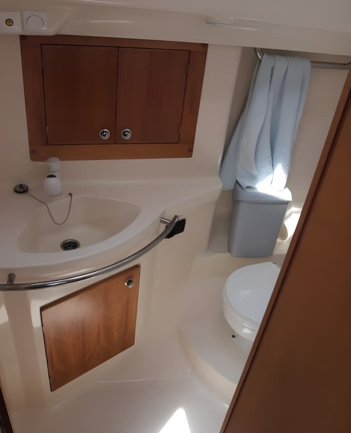 Elan  340 Kiralık Yelkenli (2019) - Sukošan | #18113 - 14