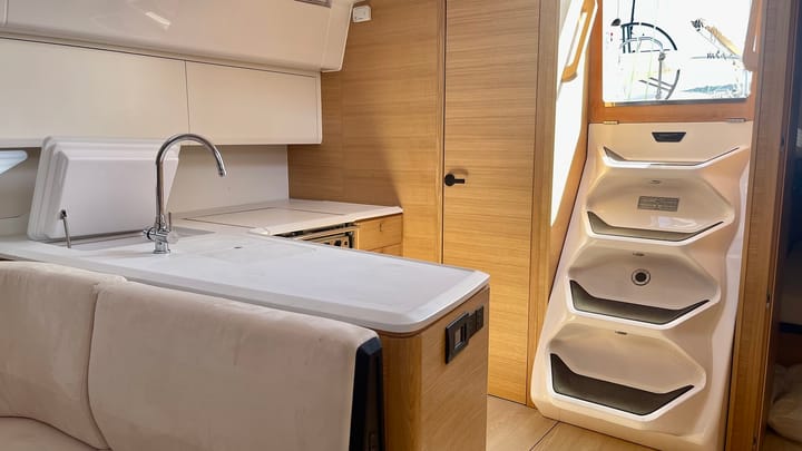  Velero Elan E6 Performance (2023) para Charter - Pirovac | #18169 - 6