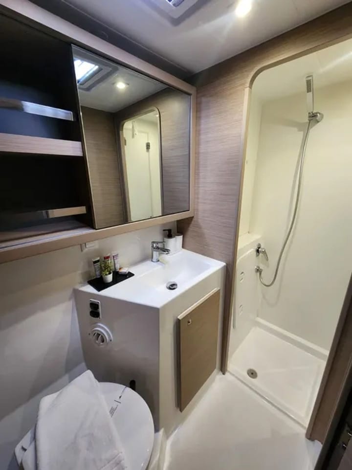  Catamarán Lagoon  42 (2023) para Charter - Marmaris | #18186 - 19