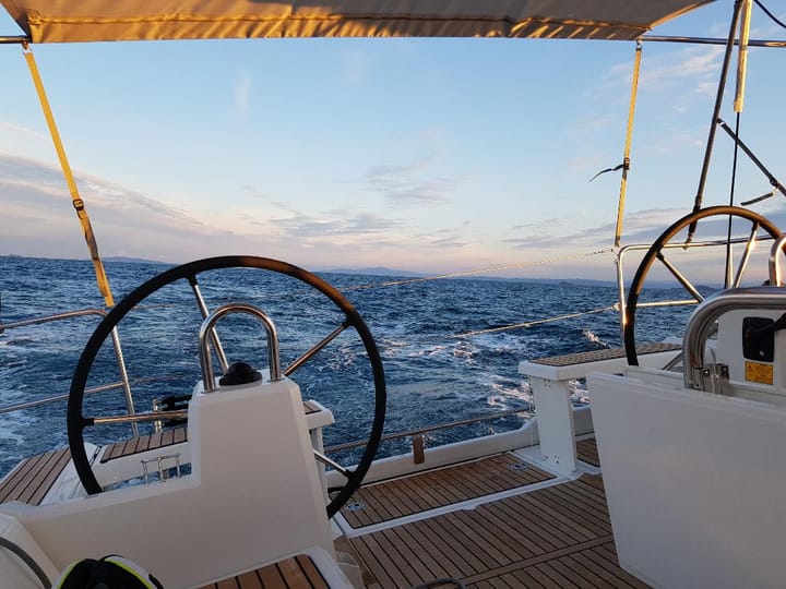 Bocca di Magra 11.13 m Per noleggio Barca a vela - #18198 - 9