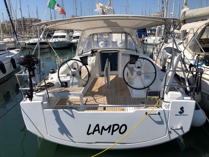 Bocca di Magra 11.13 m Per noleggio Barca a vela - #18198 - 11