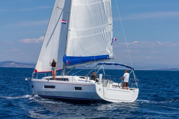 Beneteau Oceanis 40.1 Kiralık Yelkenli (2022) - Dubrovnik | #18375 - 13