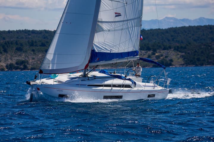 Beneteau Oceanis 40.1 Kiralık Yelkenli (2022) - Dubrovnik | #18375 - 4