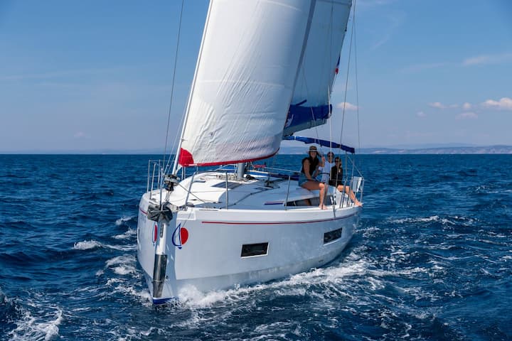 Beneteau Oceanis 40.1 Kiralık Yelkenli (2022) - Dubrovnik | #18375 - 12