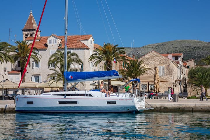 Beneteau Oceanis 40.1 Kiralık Yelkenli (2022) - Dubrovnik | #18375 - 11