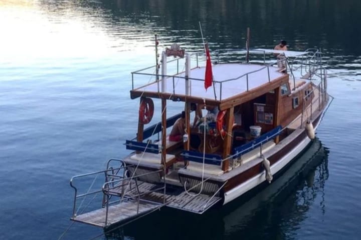 Fait sur mesure  Gulet (2002) pour Charter - Kekova | # 18571 - 2