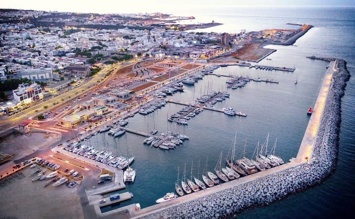  Barca a vela Bavaria  Cruiser 56 (2016) per Noleggio, overcloccabile Rhodes | #18635 - 24