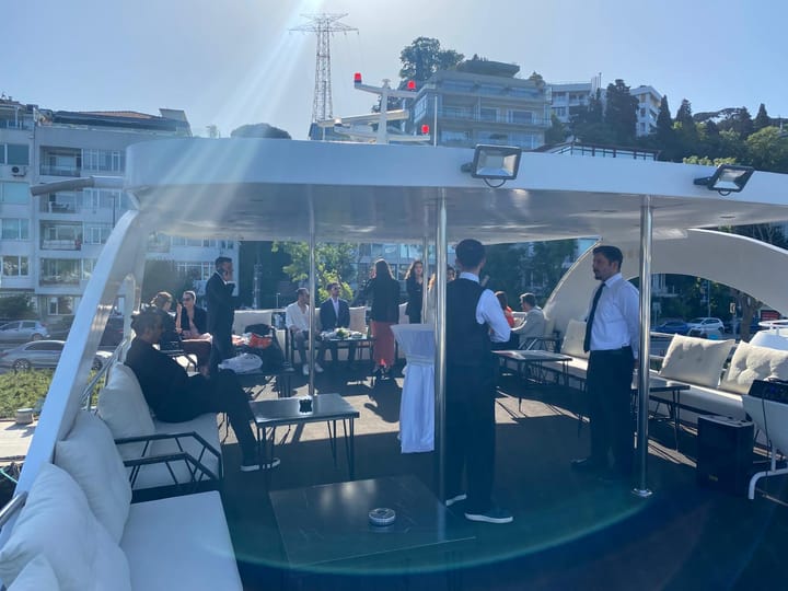 Fait sur mesure Yacht à moteur (2020) for Charter - Bebek | #18699 - 12