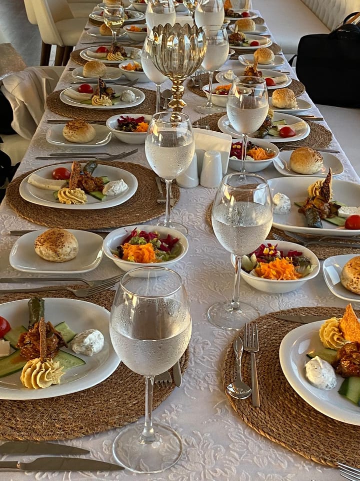 Fait sur mesure Yacht à moteur (2020) for Charter - Bebek | #18699 - 13