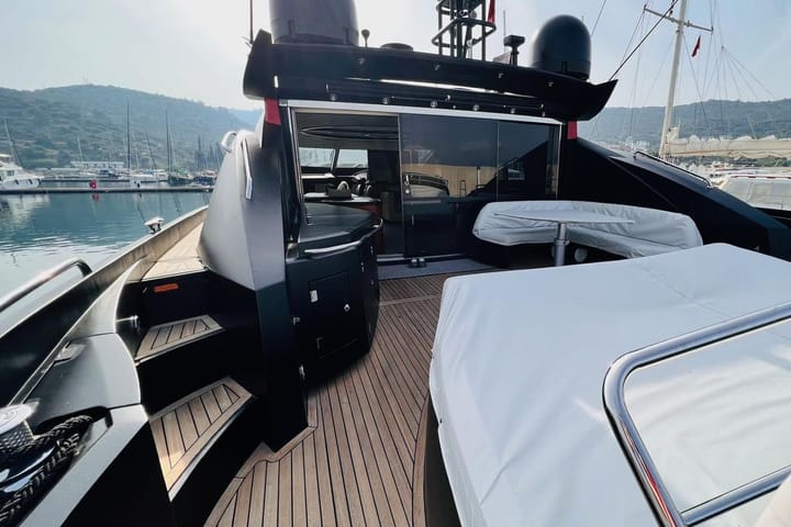 Motor Yacht Sunseeker Predator 82 (2023) for Charter - Bodrum | #18956 - 10