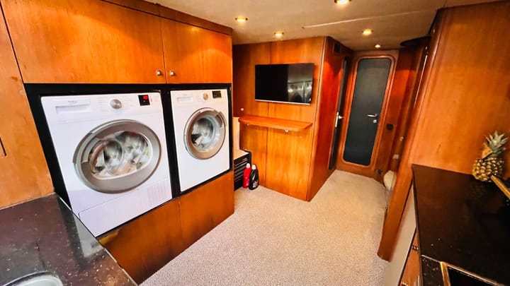 Motor Yacht Sunseeker Predator 82 (2023) for Charter - Bodrum | #18956 - 40