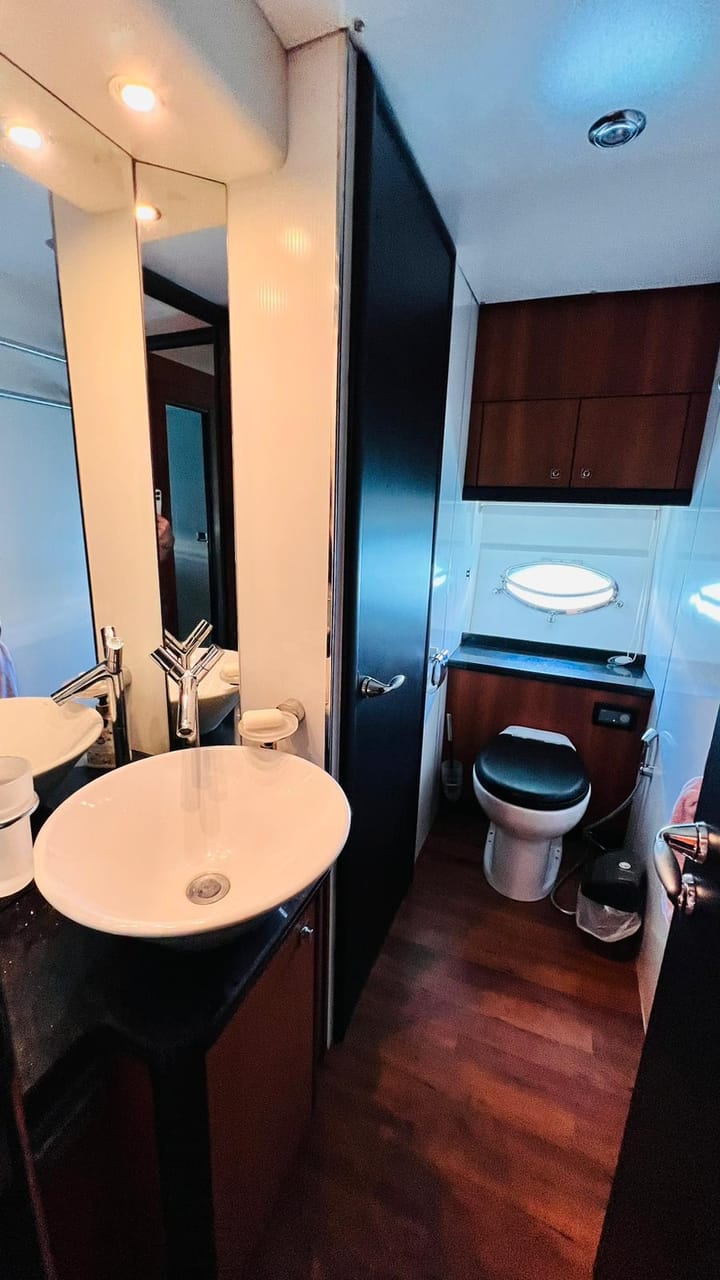 Motor Yacht Sunseeker Predator 82 (2023) for Charter - Bodrum | #18956 - 35