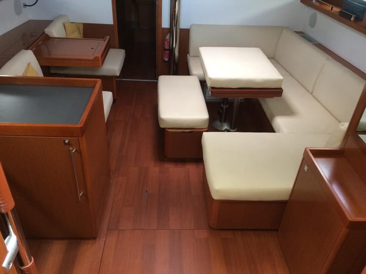 Paraty 13.85 m For Charter Voilier - #18978 - 12