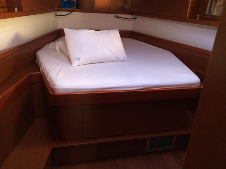 Paraty 13.85 m For Charter Voilier - #18978 - 9