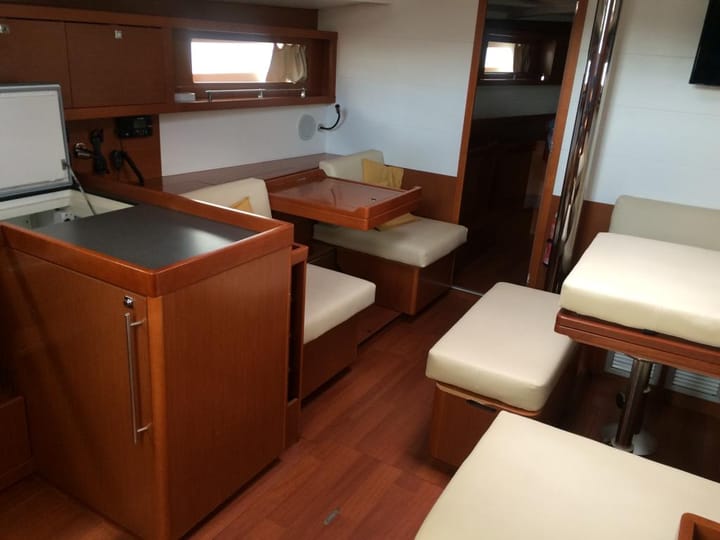 Paraty 13.85 m For Charter Voilier - #18978 - 22