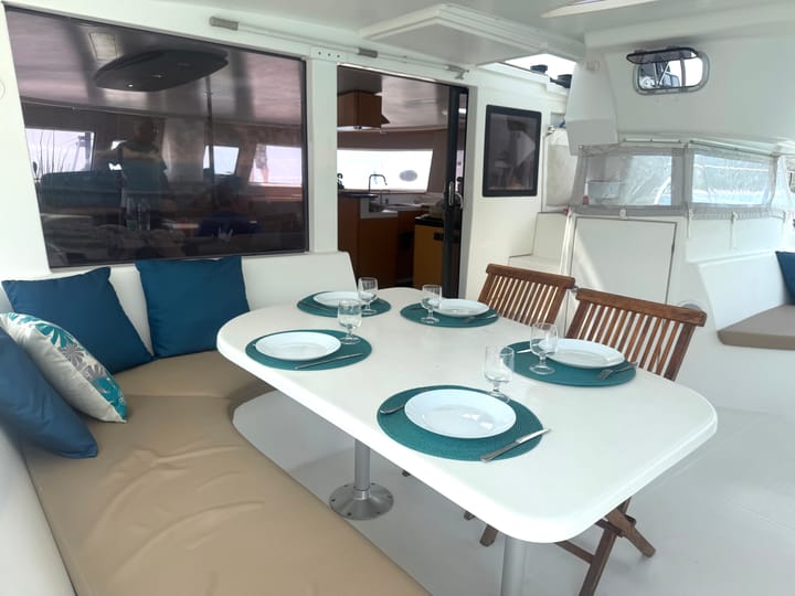  Catamarano Fountaine Pajot Salina 48 Evolution (2013) per Noleggio, overcloccabile Porto Vecchio | #19011 - 13