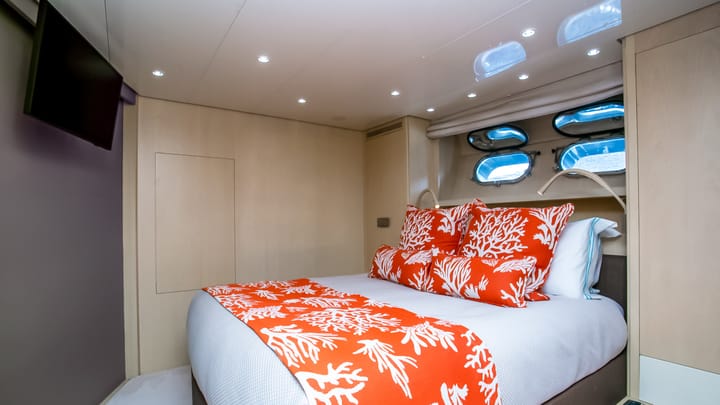  Yate a motor Baglietto 100 (2003) para Charter - Ornos | #19115 - 4