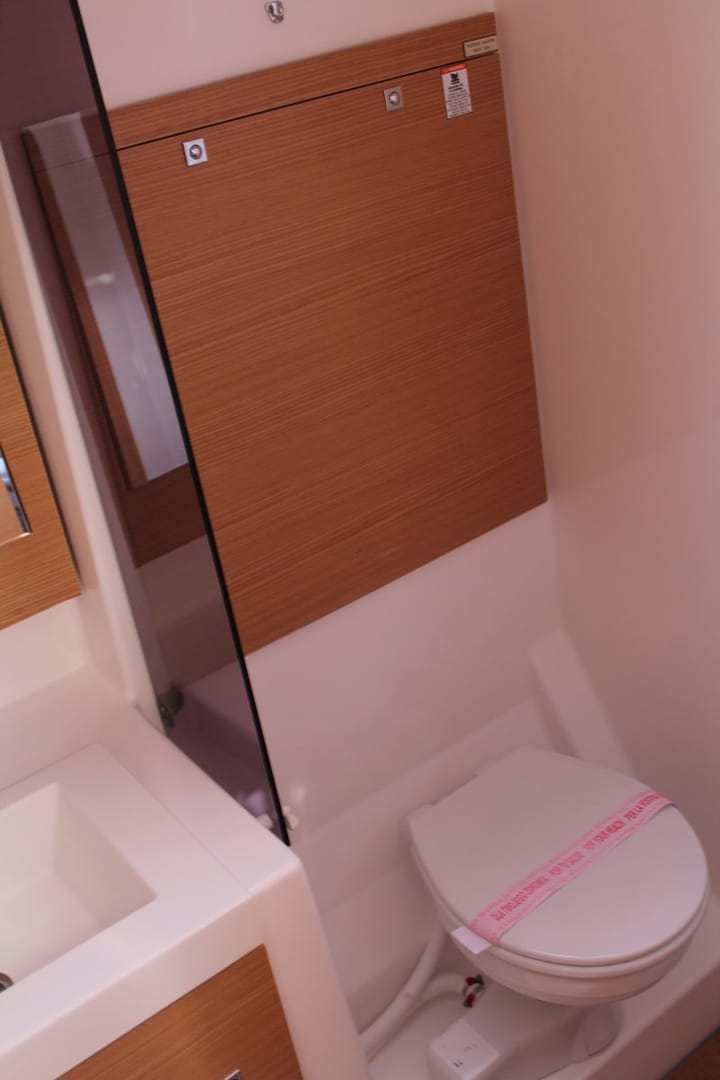  Velero Dufour  560 Grand Large (2017) para Charter - Furnari | #19148 - 16